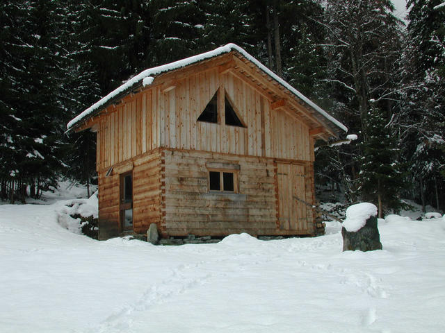 the hut standing on the confluence