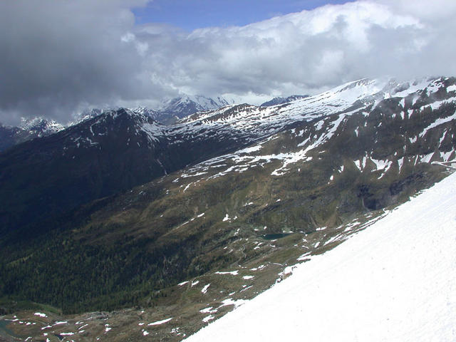 Looking west from the confluence