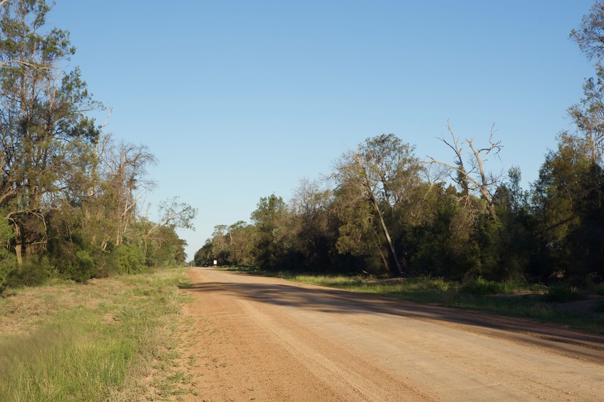 Looking along Foxes Lane, 90 m south of the point