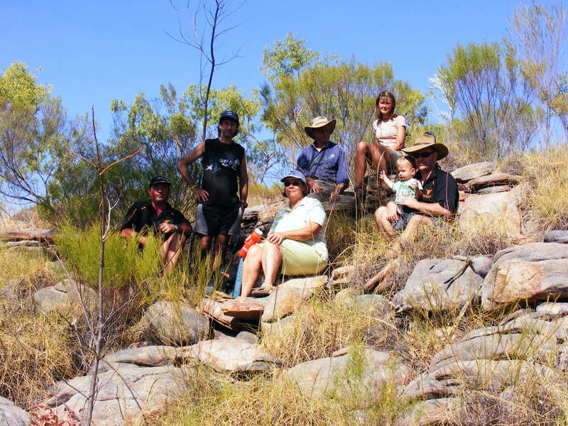 Top End 4WD Club members