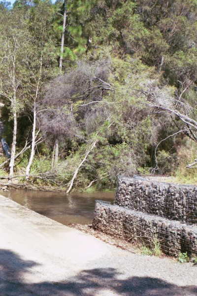 Crossing Elimbah creek, on the way to the confluence