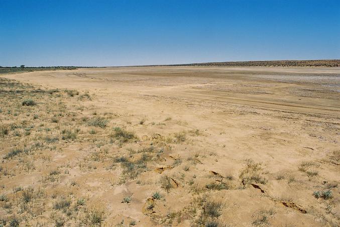 General view of confluence area looking southish (CP is where my footprints terminate)