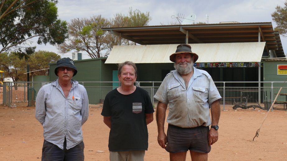 L to R John Crawford, Ian Baird, Hugh Knight at Tjuntjuntjaras