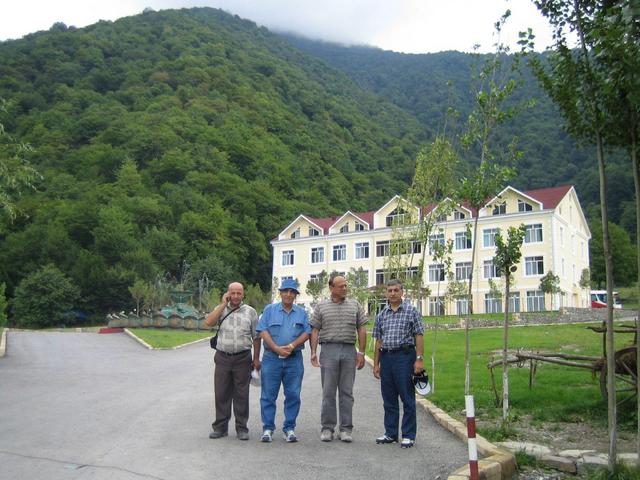 Journey start at Duyma recreation center near Vandam village