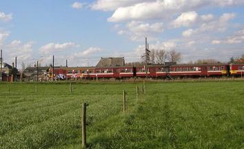 #1: Train seen from the confluence