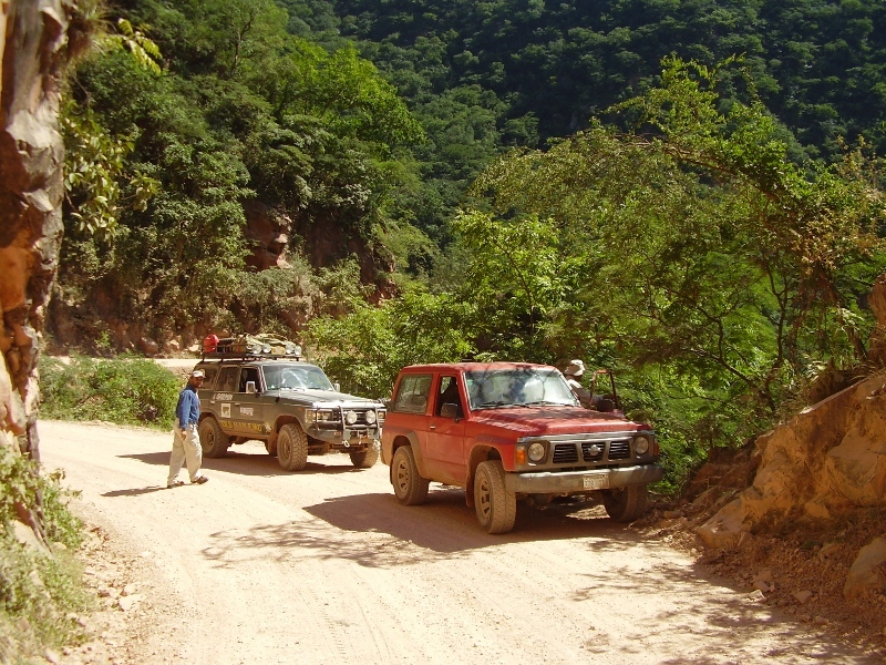 Los 4x4. Our 4x4 vehicles