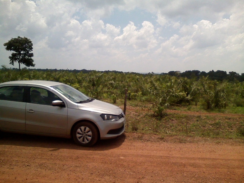 Paramos o carro a 1.300 metros da confluência - we stopped the car 1,300 meters to the confluence