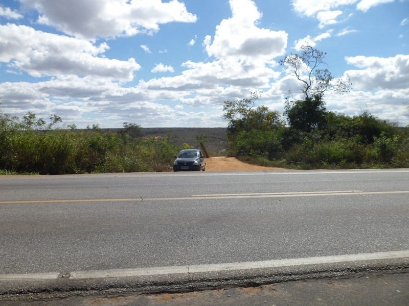 Início da estrada de terra - beginning of dirt road