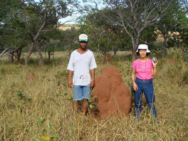 Moises, Setsuko & a termite house