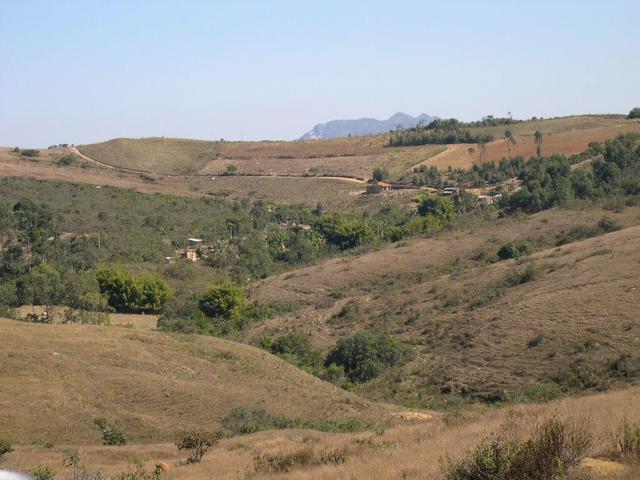 Views to west - back the sierra de Sao Jose