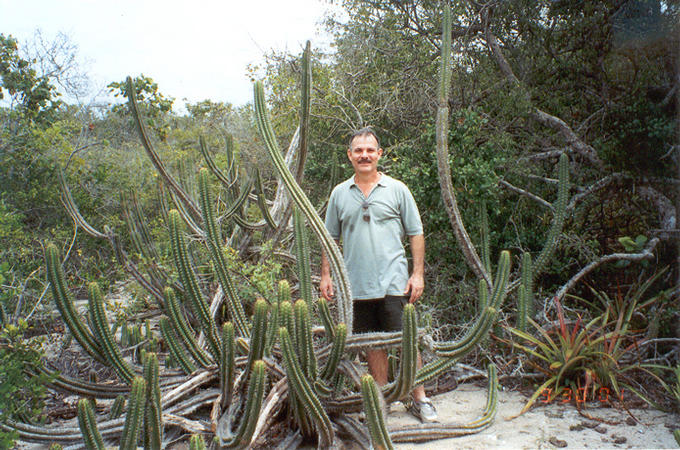 #3 : Odilson with cactus