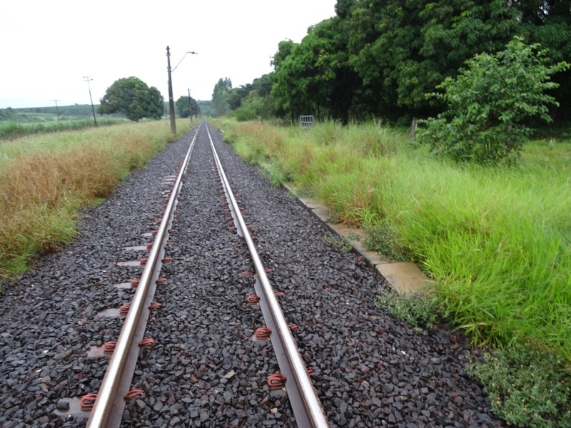 Ruinas estación Engenheiro Mendes. Engenheiro Mendes ruins station