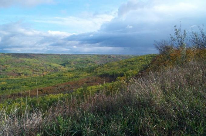 Peace river valley from hwy 2 nr Dunvegan in the fall