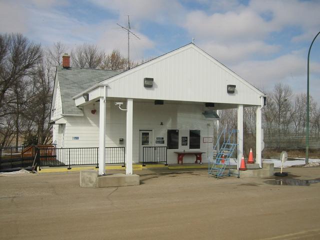 Canada Customs Office just west of 49N 101W