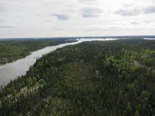 #1: confluence just below the photo's center