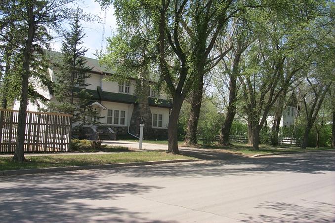 A couple of the homes in Kinistino.