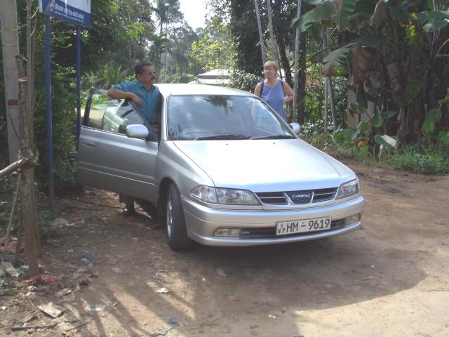 Unser Auto mit Ilka Schütte-Kramer und Fahrer in Bogota / Our car