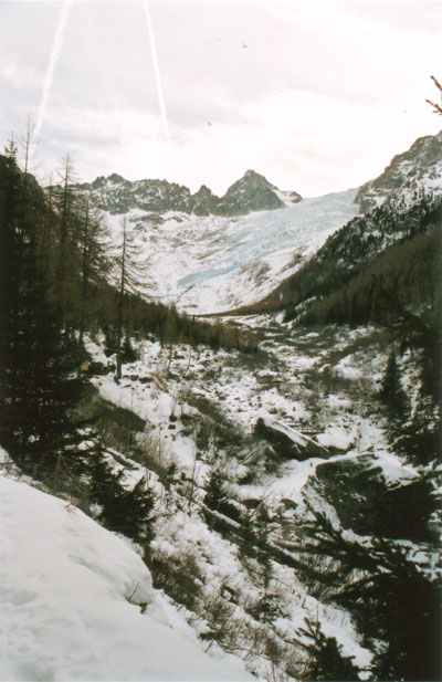 Trail on the way before heading up the valley stream