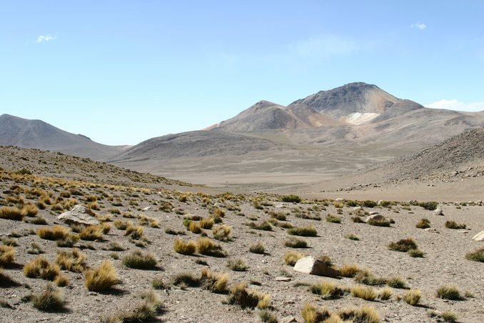 From the pass, looking west (the road is in this valley)