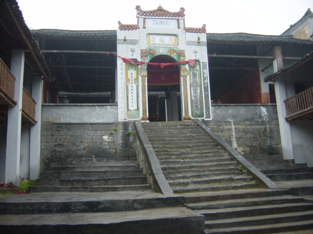 Impressive temple, built seemingly in the middle of nowhere