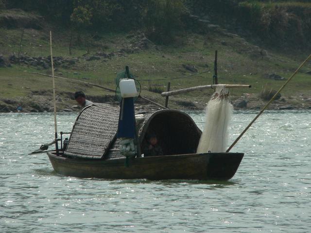 Cross-river ferry at Fukou