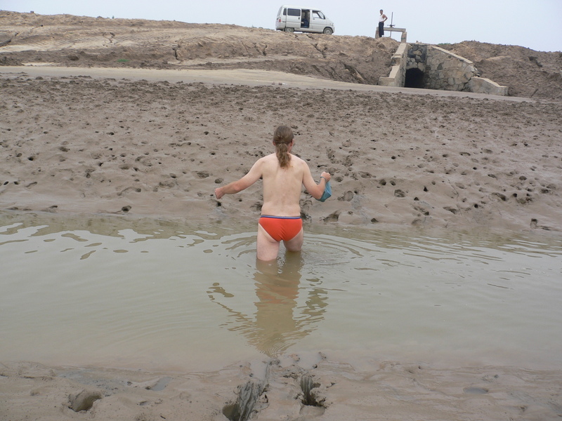 Targ crossing the canal (on the way back)