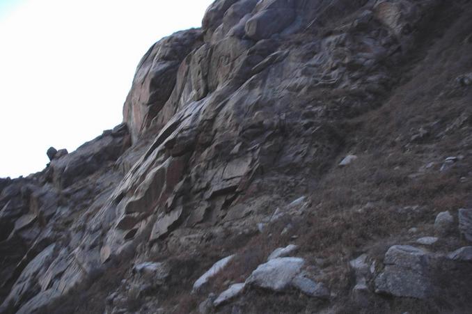 East view - wall of the conflunce valley