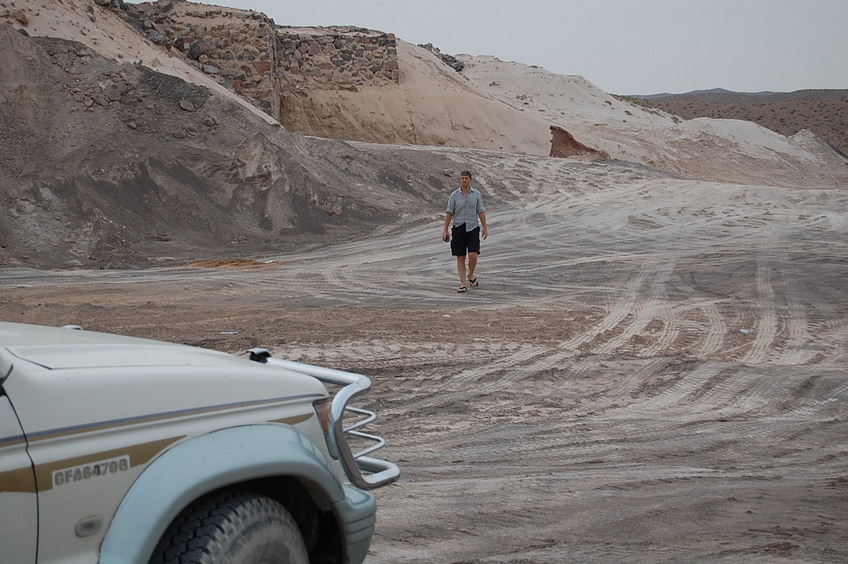 Targ looking for a way out of the quarry to the confluence