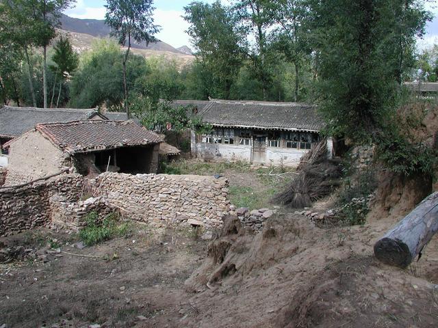 A house at Northern end of the Ching Ping Lou Village about 200 meters from the confluence point