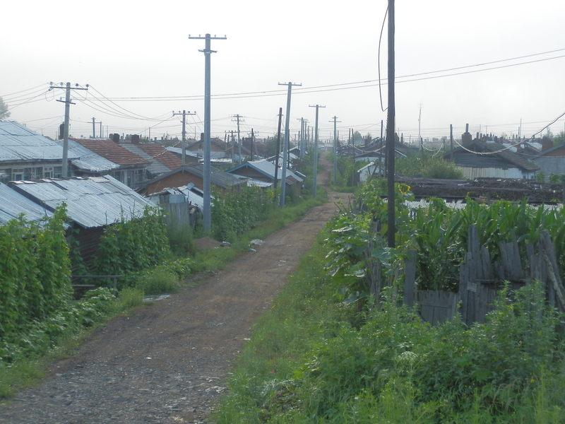 Village 1 km from the Confluence