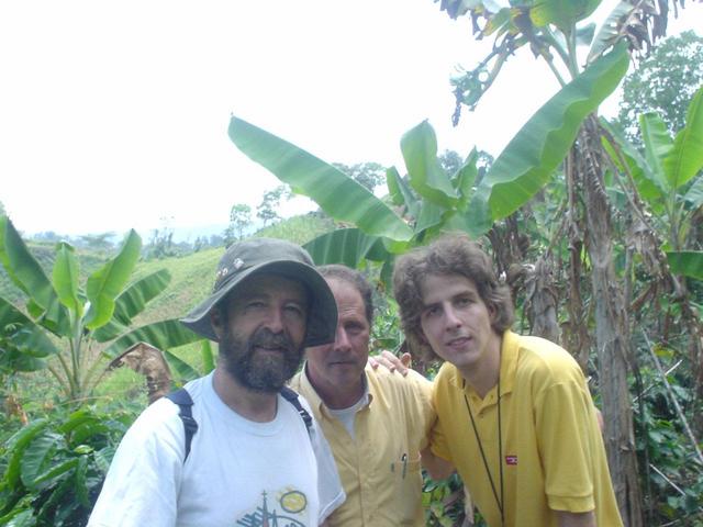 Esteban, Agustín and Juan Sebastián Vélez at the confluence