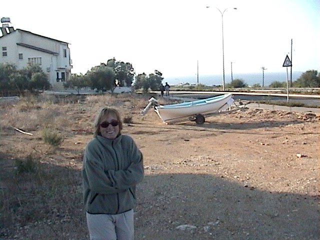 Lise and the view to the South of the Confluence Point