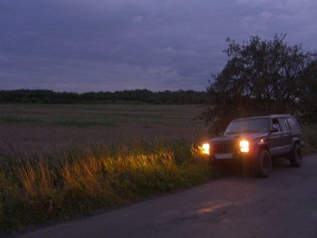 View from the street to the point / Blick von der Straße zum Punkt