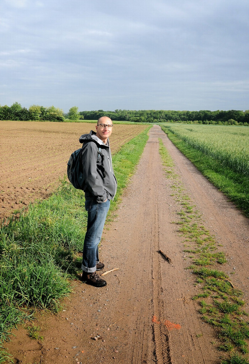 Schöne Natur dicht bedrängt von der Metropolregion