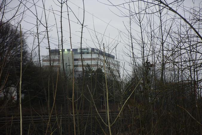 BAYER-Gebäude von der Brücke aus / BAYER-building next to CP