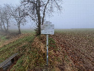 #4: Sign marking the confluence point