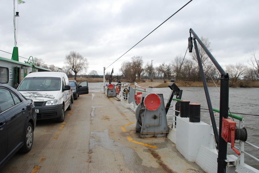 On the ferry near Barby