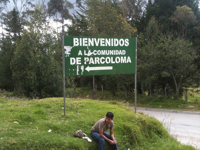 entrada al pueblo. Entrance to town