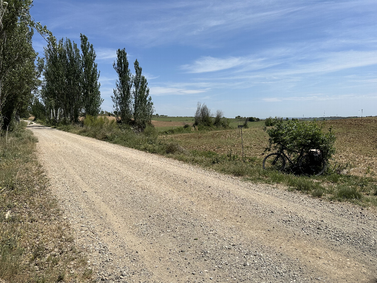 Gravel Road right next to the confluence