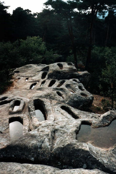 The Necropolis within a kilometer of the confluence.