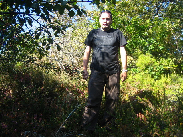 Rodeado de vegetacion / Surrounded by vegetation