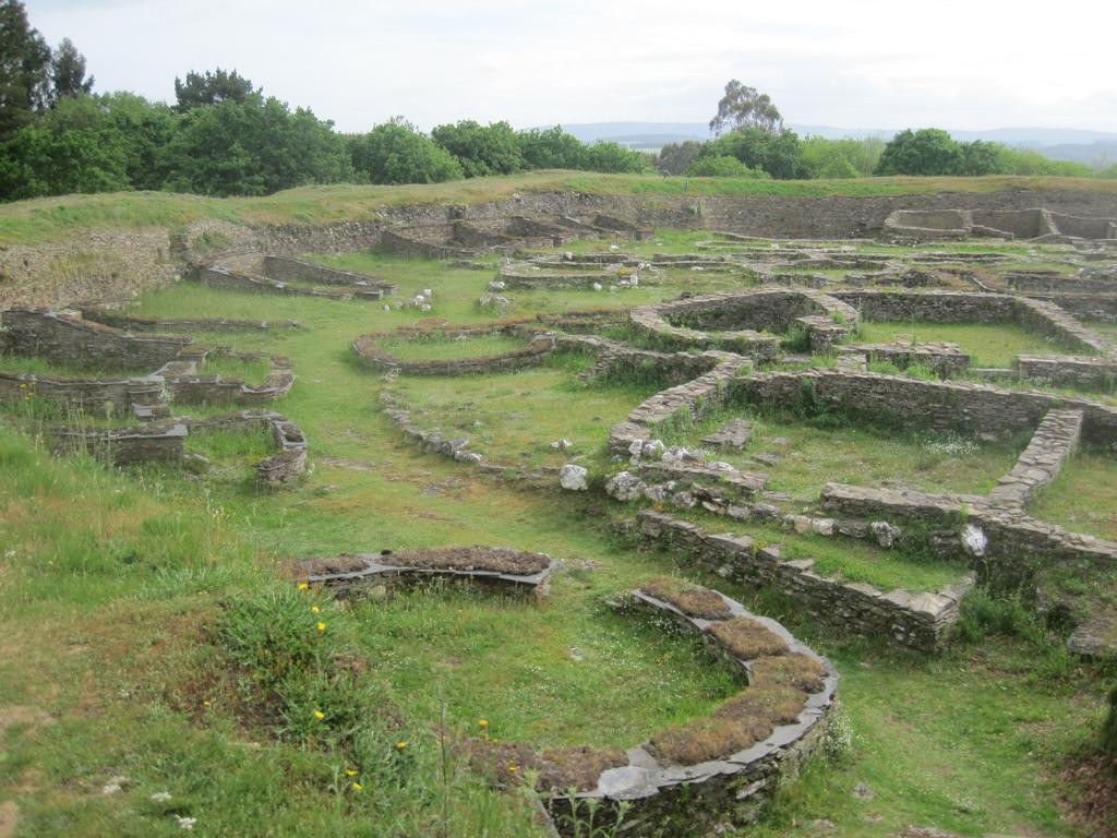 partial view of Castro de Viladonga