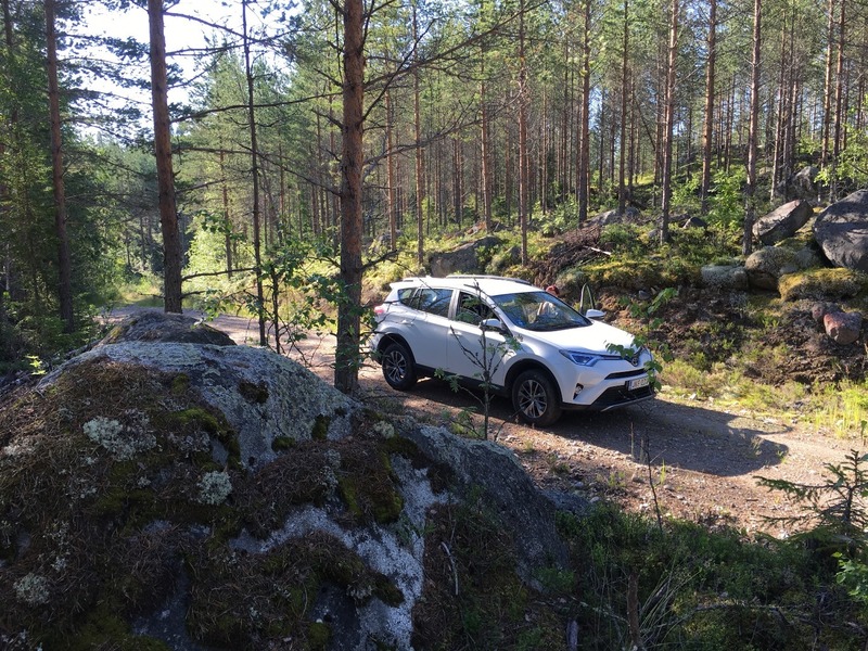 Parking the car 122 m from the Confluence