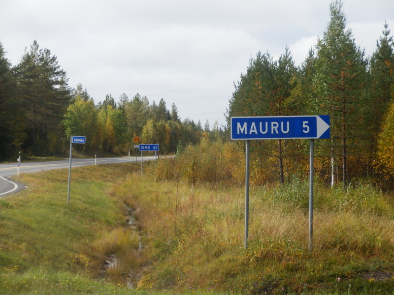 Branching off towards Mauru