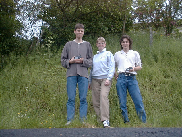 View to the South. Me to the left, Doerte in the center and Andreas on the right. The point is about 40 to 50 meters behind us on a private property.