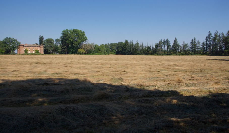 View North (towards the chateau)