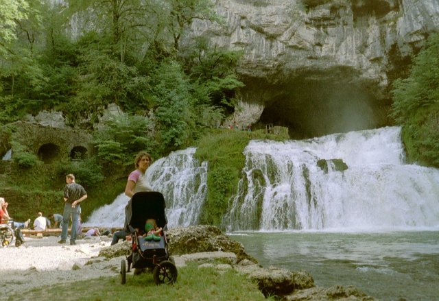 The 'source' of the river Lison with Hiltje and Jikke.