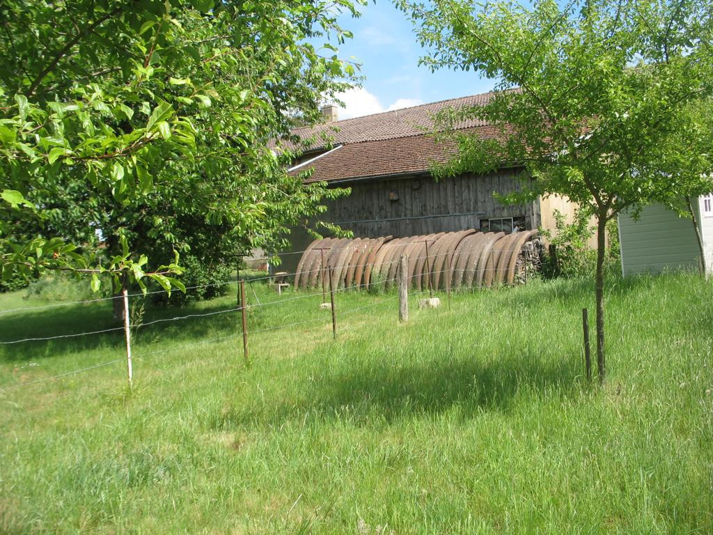 Osten; view east