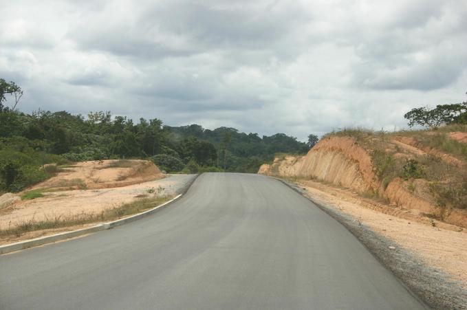 National road n° 2, 270 meters from the confluence point