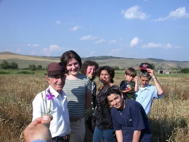 The happy bunch of treckers and local flora